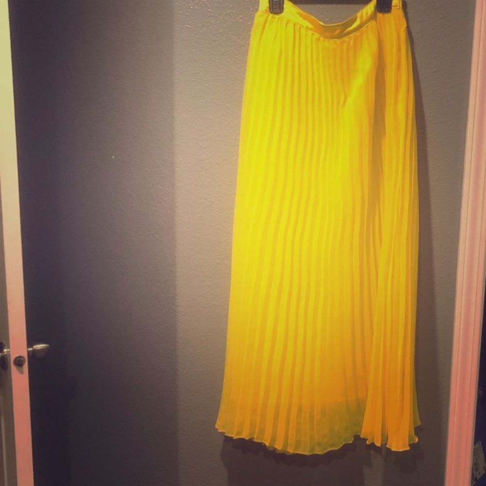 Disney brand yellow maxi skirt! Pleated chiffon!